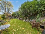 For Sale 3 Bedroom House Stevenage Hertfordshire DLS97443219