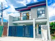 FOR SALE: 3 BEDROOM MODERN DESIGN HOUSE IN GREENWOODS...