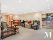 For Sale 3 Bedroom Shared Living/roommate Coventry...