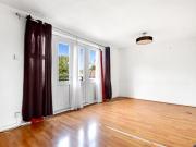 For Sale 3 Bedroom Shared Living/roommate Londres...