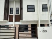 FOR SALE: 3 BEDROOM TOWNHOUSE Pre Selling Metrocity...
