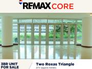 FOR SALE: 3 Bedrooms in Two Roxas Triangle