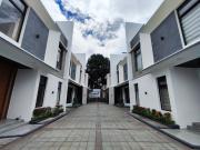 FOR SALE!3 Storey Residential Townhouse In BF Homes...