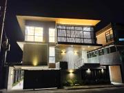 FOR SALE 3 Storey Tivoli Royale House and Lot in Quezon City