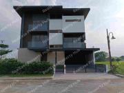 For Sale: 3 Sty House & Lot in Alabang West Subd Las...