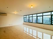 For Sale 3BR Condo High floor in The Suites BGC 209 SQ.M