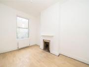 For Sale 4 Bedroom House Londres Greater London DS90102278