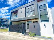 FOR SALE: 4 BEDROOMS 2 STOREY HOUSE AND LOT IN...