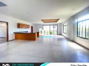 For Sale: 4 Bedrooms House and Lot in Sitio Seville,...