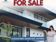 For Sale: 5 Bedroom 5BR House and Lot in Las Piñas City...