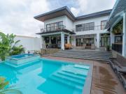For Sale 5 Bedroom House and Lot at Beverly Hills...