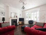 For Sale 5 Bedroom House Epping Forest Greater London...