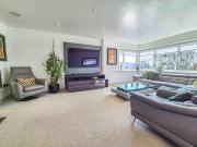 For Sale 5 Bedroom House Oldham Oldham DS98765940