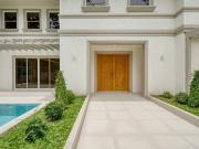 For Sale 5 bedroom Luxurious House in Hillsborough Alabang