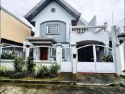 FOR SALE 5 BEDROOM WELL MAINTAINED HOME WALKING DISTANCE...