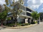 FOR SALE! 5 Bedrooms in Tivoli Royale Subdivision,...