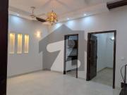 Stylish Deal, Signature Living Slightly Used Bungalow 1...