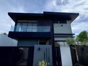 For Sale: 5BR House and Lot for Sale at BF Homes,...