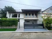 For Sale! 5BR House and Lot in BF West Executive, BF...