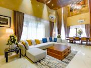 FOR SALE: 6 BEDROOMS HOUSE AND LOT IN MULTINATIONAL...
