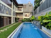 FOR SALE: 6 BEDROOMS HOUSE AND LOT IN MULTINATIONAL...
