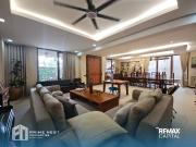 FOR SALE: 800 sqm in Corner House and Lot, White Plains...