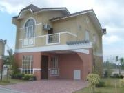 FOR SALE: Apartment / Condo / Townhouse Cavite >Bacoor