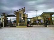 FOR SALE: Apartment / Condo / Townhouse Pampanga