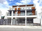 FOR SALE BEAUTIFUL DESIGN 3 STOREY TRIPLEX HOUSE IN LAS...