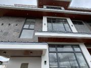 FOR SALE: BRAND NEW 3 storey 5BR house with View Deck in...