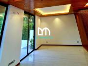 For Sale: Brand New 3 Storey House in Mckinley Hill...