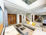 For Sale: Brand New 5 Bedroom Townhouse in New Manila,...
