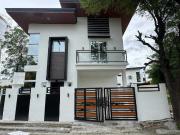 FOR SALE BRAND NEW CORNER TWO STOREY HOUSE IN ANGELES...