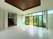 For Sale: Brand New House and Lot in Victoria Valley...