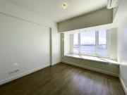 For Sale: Condo in Paranaque, Oak Harbor Residences...