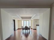 FOR SALE Condo Unit with Balcony in Urdaneta, Makati City