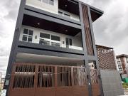 FOR SALE CONTEMPORARY DESIGN WITH SWIMMING POOL HOUSE...