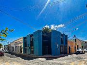 For Sale: Corner Property in Santiago, Centro M?rida