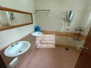 For Sale Double storey End Lot Bandar Botanic 36x70 land...