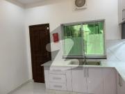 For Sale: Elegant 10 Marla Luxury Home with Beautiful 8...