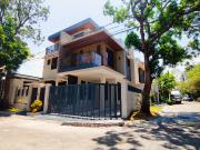 FOR SALE ELEGANT DESIGN 3 STOREY SINGLE ATTACHED CORNER...