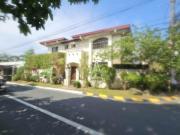 For Sale: Fully Furnished 4 Bedroom House and Lot at BF... For Sale: Fully Furnished 4 Bedroom House and Lot at BF...