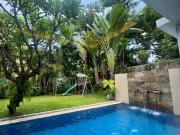 FOR SALE HOUSE AND LOT IN AAV WITH 6BEDROOMS