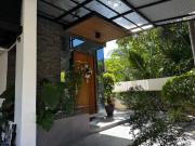 FOR SALE: HOUSE AND LOT IN ALABANG VILLAGE