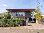 FOR SALE HOUSE AND LOT IN LA VISTA SUBDIVISION QUEZON CITY