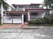 For Sale: House and Lot in Parkwood Greens Executive...