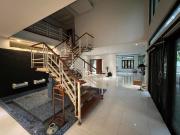 FOR SALE: House and Lot with Swimming Pool in Corinthian...