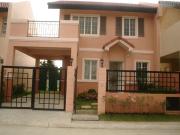 For sale: house rizal >Taguig
