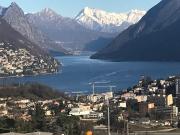 For sale luxury 4 rooms apartment with lake view