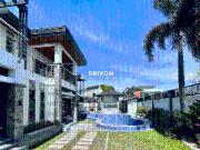 FOR SALE: Luxury 6 Bedroom House with Pool near SM...